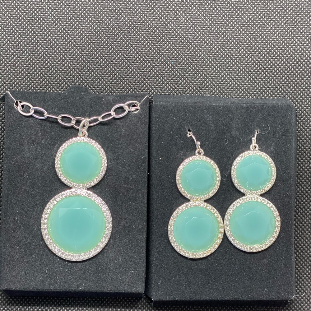 Jade necklace and earrings set